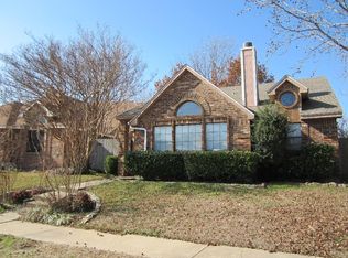 336 Crooked Ln, Mesquite, TX 75149