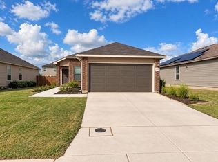 412 Sunrise Park, Seguin, TX 78155