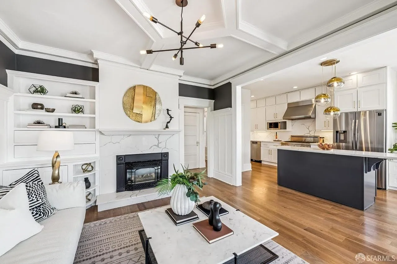 3 bed, 1455 sqft, $8,888 — Photo 1