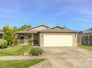 1127 Peachwood Ct, Medford, OR