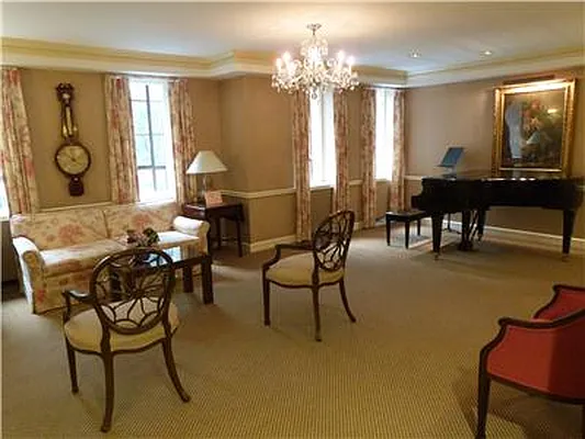 Sold by David Francis New York LLC | media 4