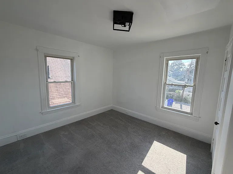 136 Bremer St #2 — Photo 6