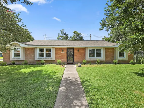 5703 Belrose Drive, Houston, TX 77035