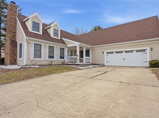 2614 Krishire Dr, Charleston, IL 61920