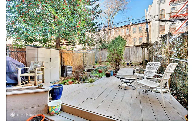Sold by Douglas Elliman | media 10