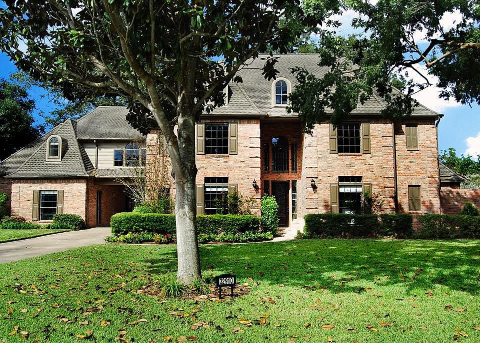1st image of 32910 Welton Ct
