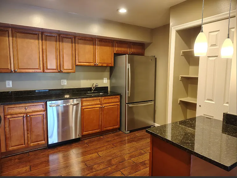 Residences at Pomona Park — Photo 31