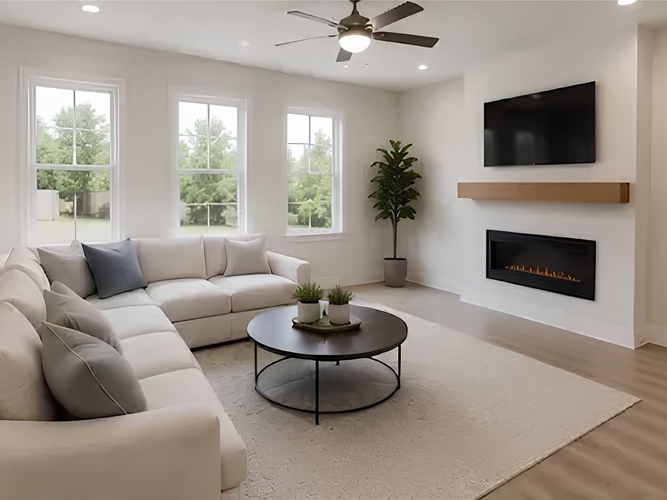 1st image of 1412 Metropolitan Ave #201