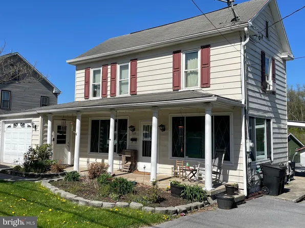 519-521 E Freedom Ave, Burnham, PA 17009