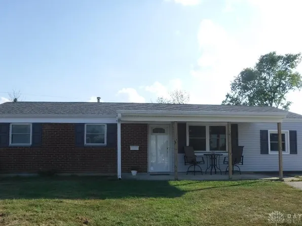 15 Pryor Ct, Brookville, OH 45309
