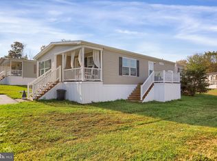 54 Meadowview Dr, New Bloomfield, PA 17068