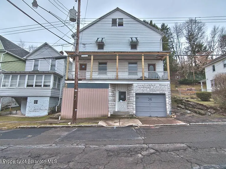 34 Simon Block Ave — Photo 2