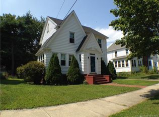 16 Roydon Rd, New Haven, CT 06511