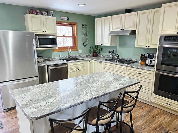 4th image of 11984 Skyview Ridge Rd