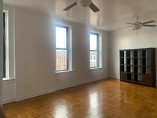 4th image of 22 Rogers Ave APT 1C
