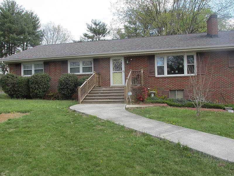 1st image of 5743 Littlehorn Dr