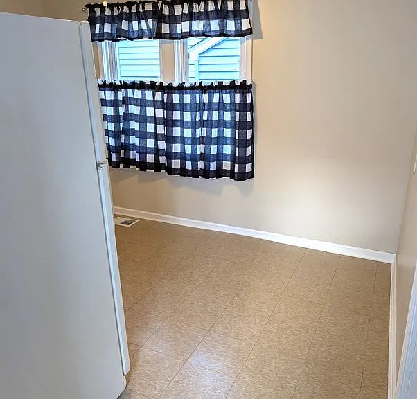 109 Goethe St #LOWER REAR — Photo 5