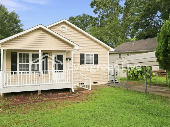 2824 Lomond St, Winston Salem, NC 27127