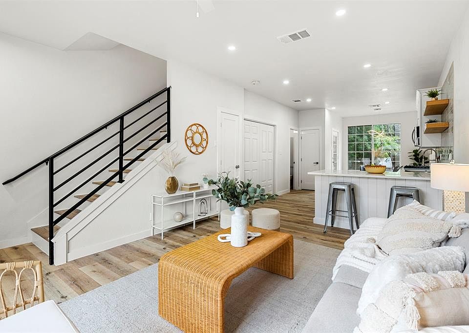 12401 Los Indios Trl UNIT 31, Austin, TX 78729 MLS 1305112 Zillow