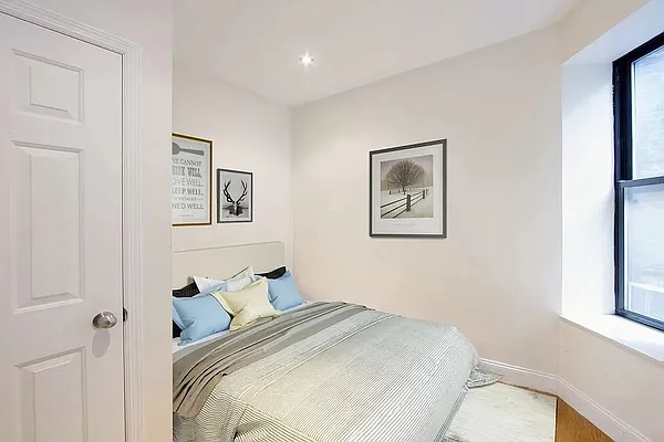 Rented by Voro NYC | media 38