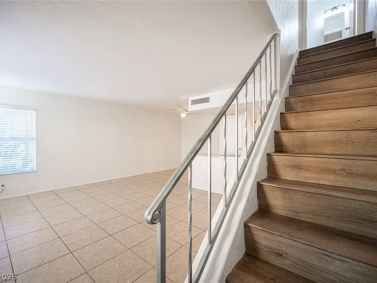 1428 Lorilyn Ave #3 — Photo 17