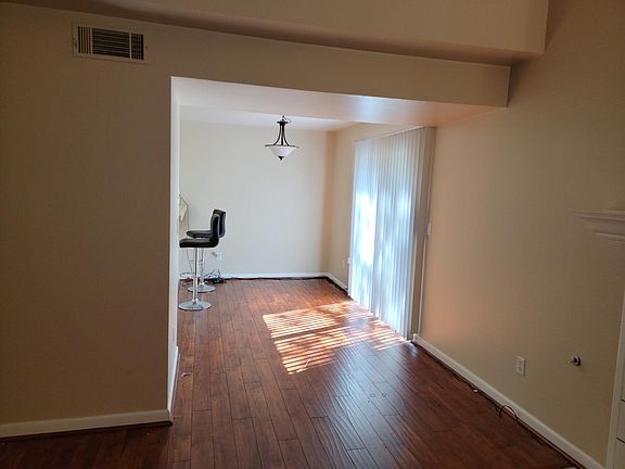 5th image of 601 Palomino Dr