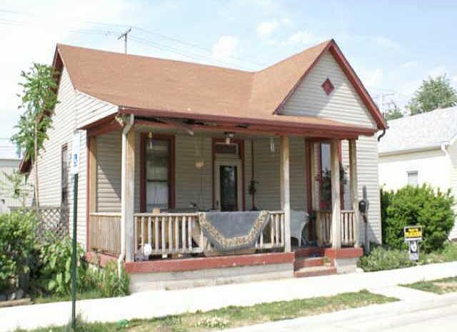 1st image of 242 E Pennsylvania St