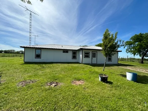 919 Jewel Ln, Whitesboro, TX 76273