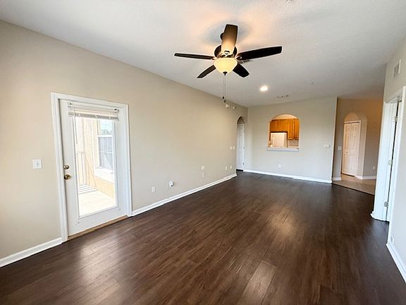 3rd image of 7801 Point Meadows Dr Unit 4304