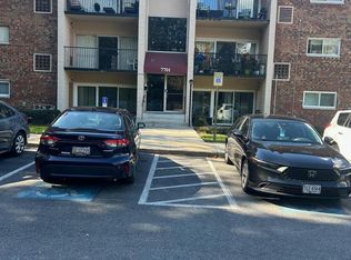 7701 Arehart Dr APT 1314, Hyattsville, MD 20784