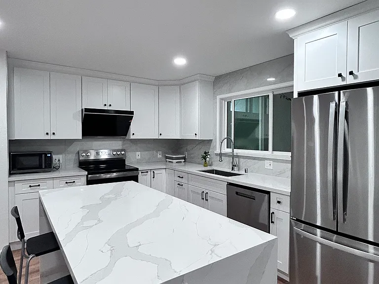635 River View Dr — Photo 3