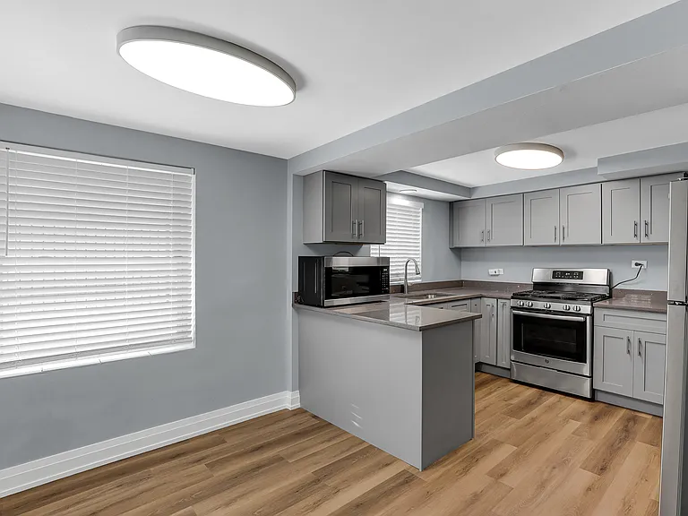 3725 N Harlem Ave #B — Photo 7