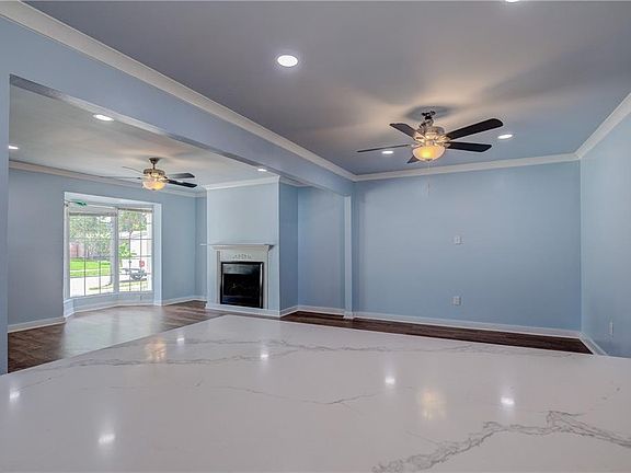 4th image of 504 Bellevue Dr