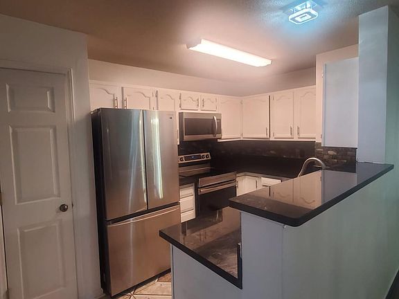 4th image of 3650 Morris Farm Dr