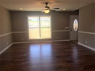 4th image of 108 Red Gate Ct Lot 4