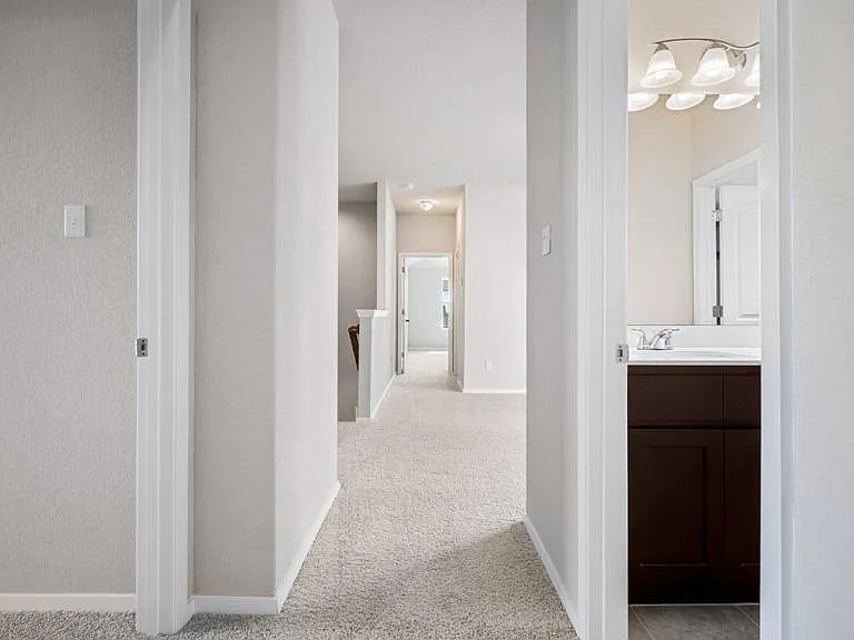 208 Stein Rd — Photo 20