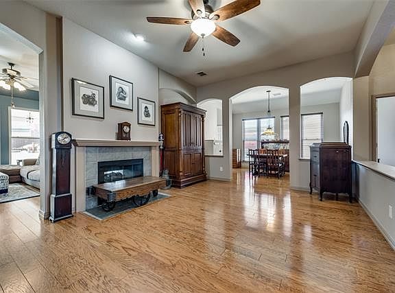 4th image of 6213 New Forest Dr