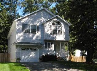 536 Ogden Rd, Landing, NJ 07850