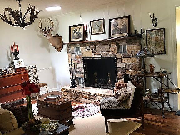 4th image of 2545 Smallhouse Rd