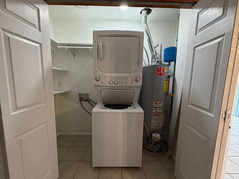 1307 Rufina Ln #4 — Photo 14