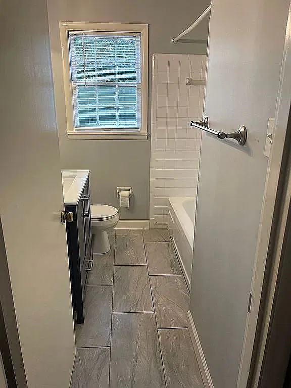 2 bed, 1200 sqft, $1,250 — Photo 3