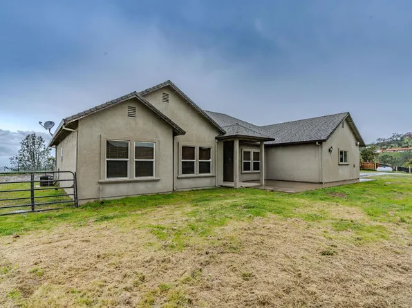 6700 Harding Rd, Valley Springs, CA 95252