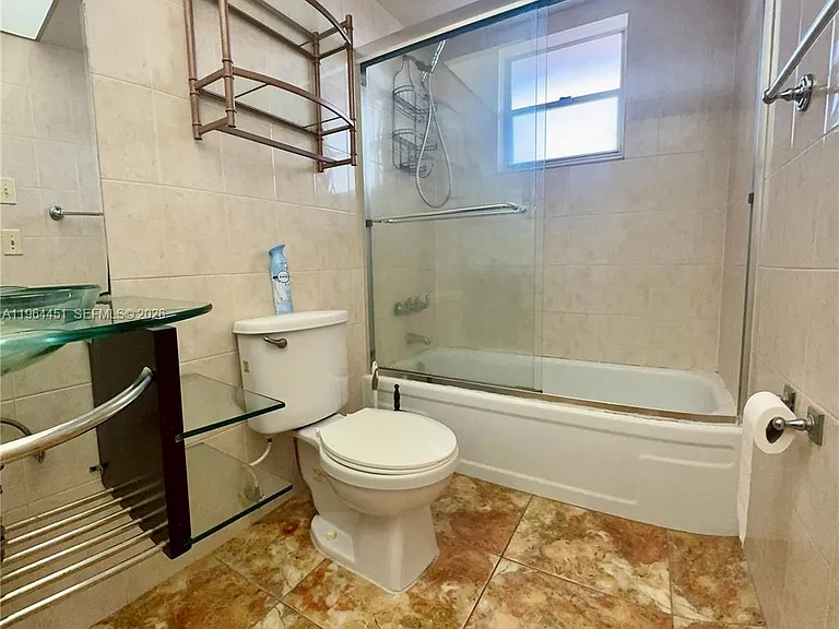 609 NE 14th Ave #706 — Photo 35