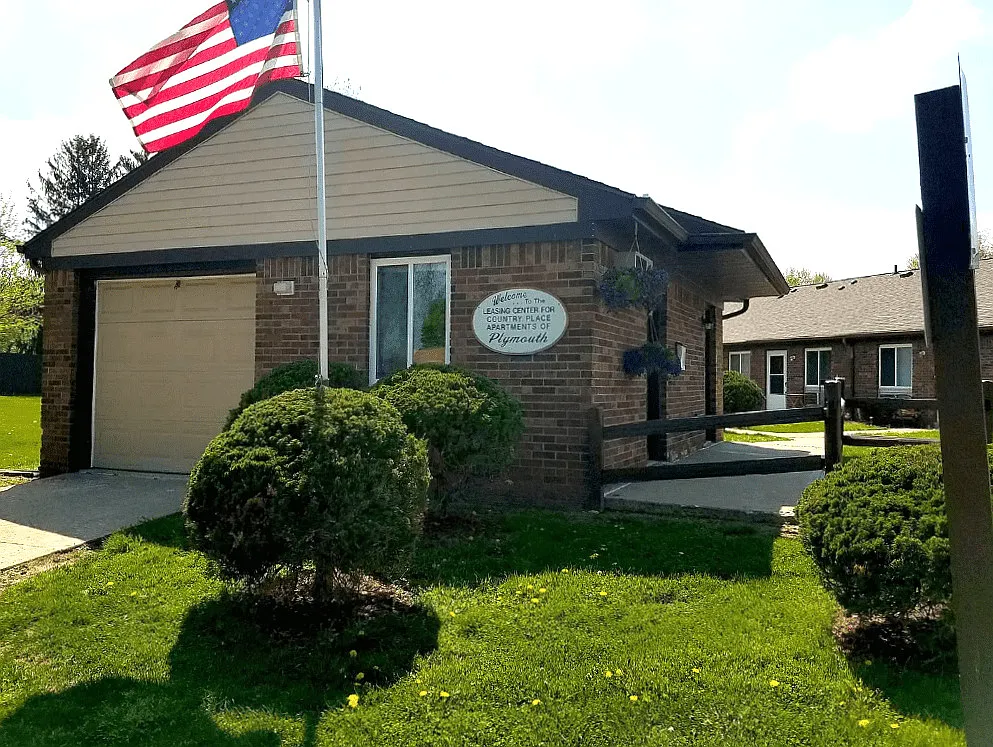 Country Place Plymouth — Photo 1