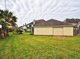 1326 Summer Brk, Sugar Land, TX 77479