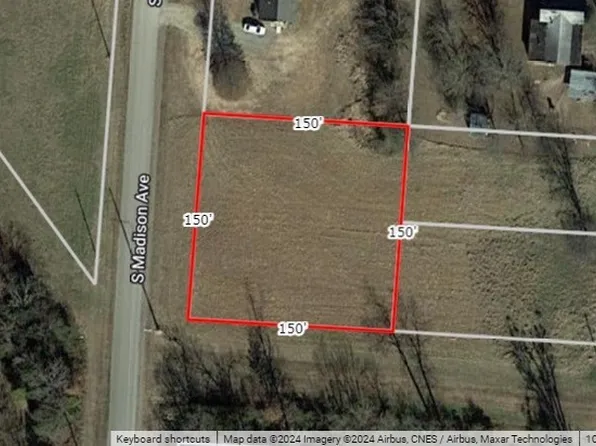 S Madison Ave, Wagoner, OK 74467