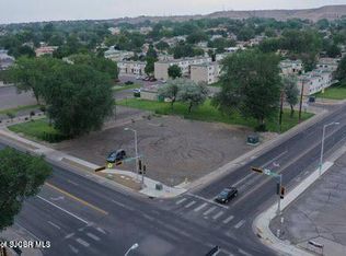 2618 E 20th St, Farmington, NM 87401