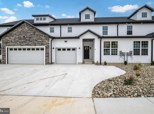 3 Valhalla Ct, Dover, DE 19904