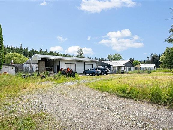 3rd image of 333432 Highway 2
