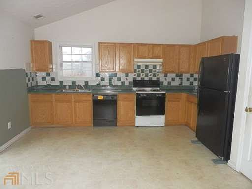 2nd image of 2308 Buena Vista Cir